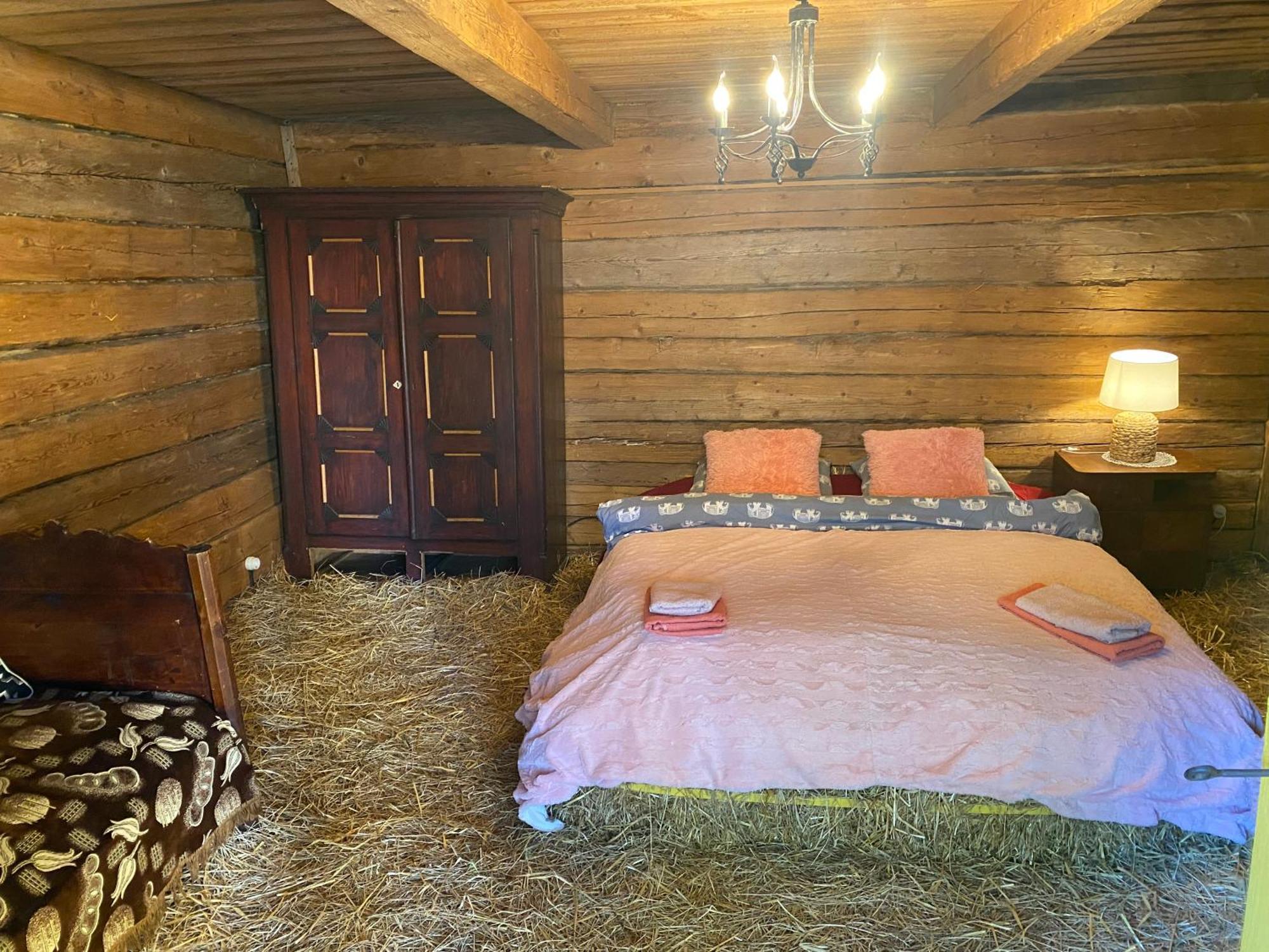 Villa Gaismas Klets Upmalciems Esterno foto